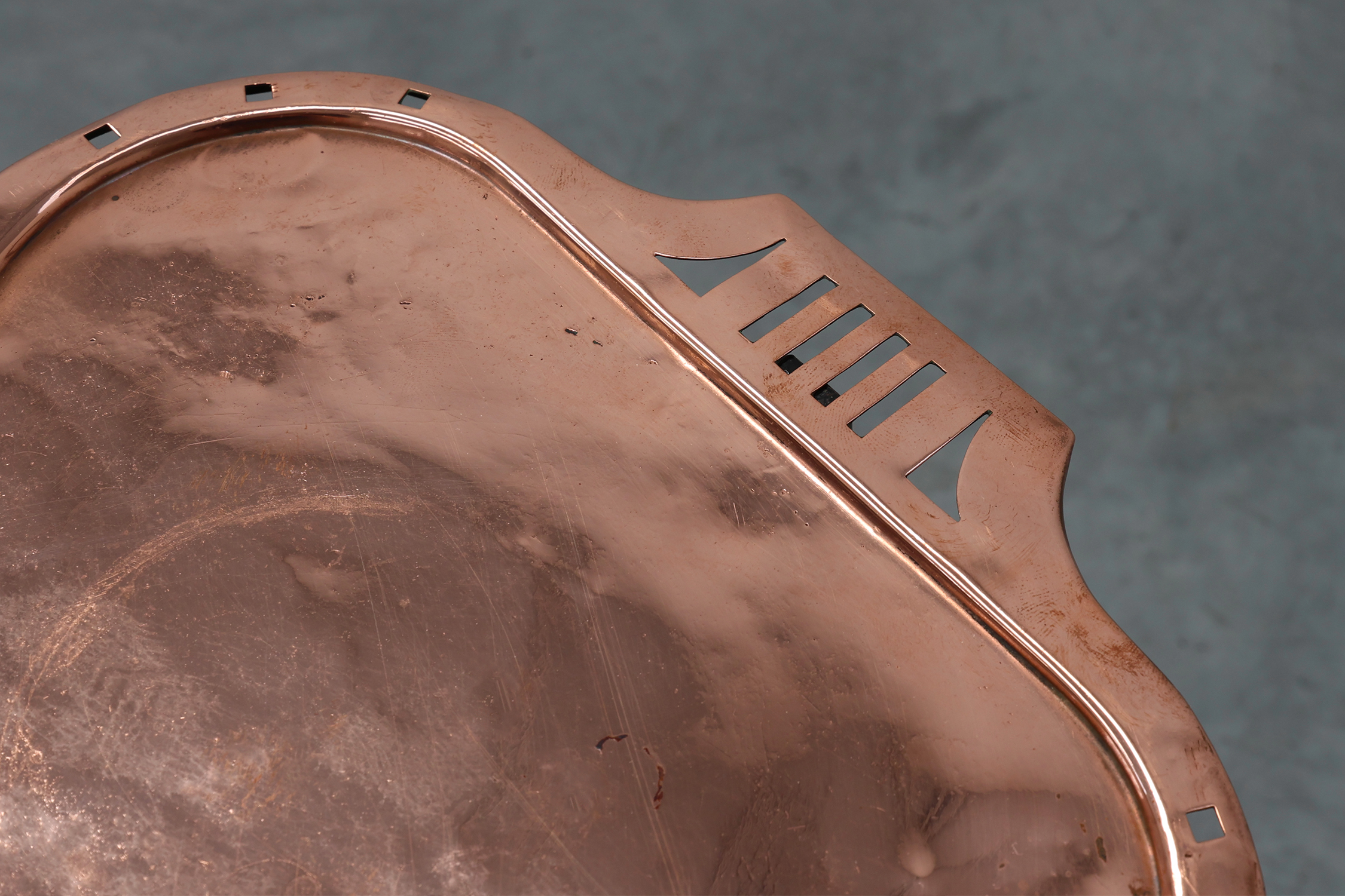 Art Nouveau console in metal with copper plate in the style of Bovythumbnail